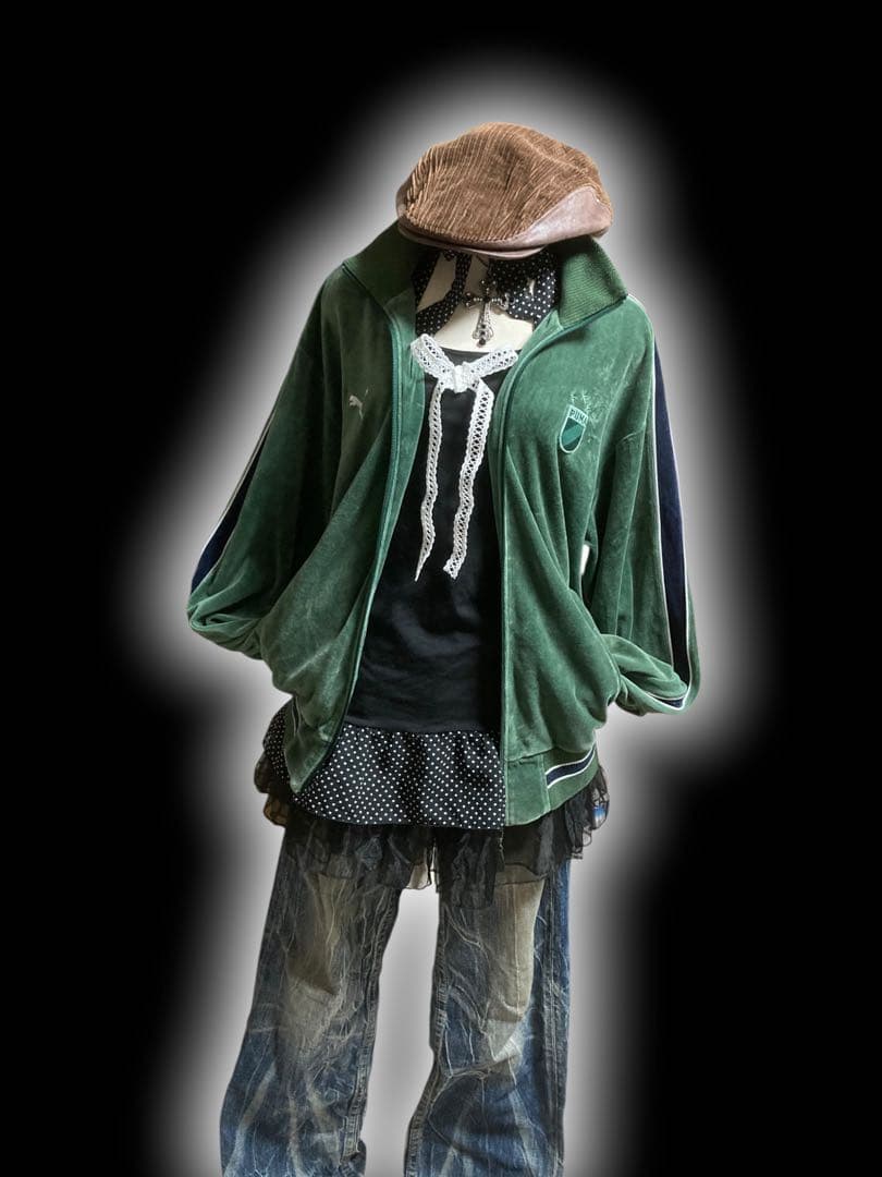 激レアPUMAベロアトラックジャケットワッペン刺繍y2Kロックパンク平成ギャル