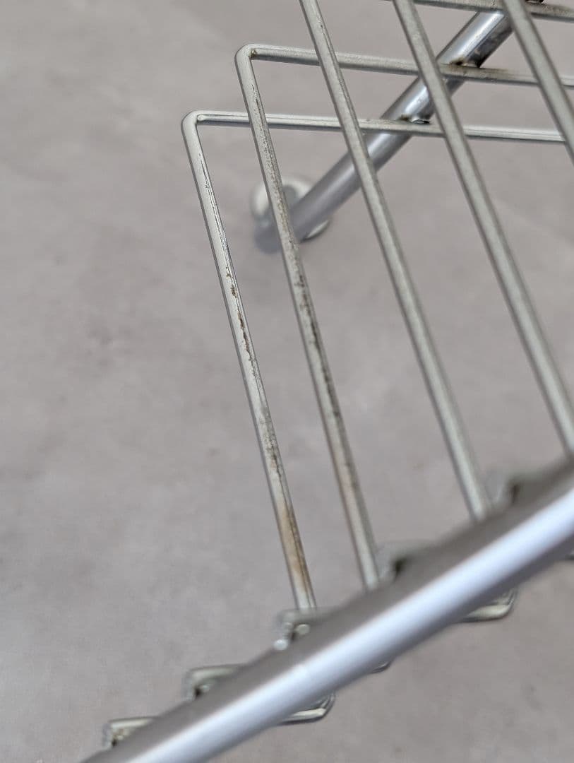 USED/ポストモダン ウェーブデザイン CDラックタワー オブジェ