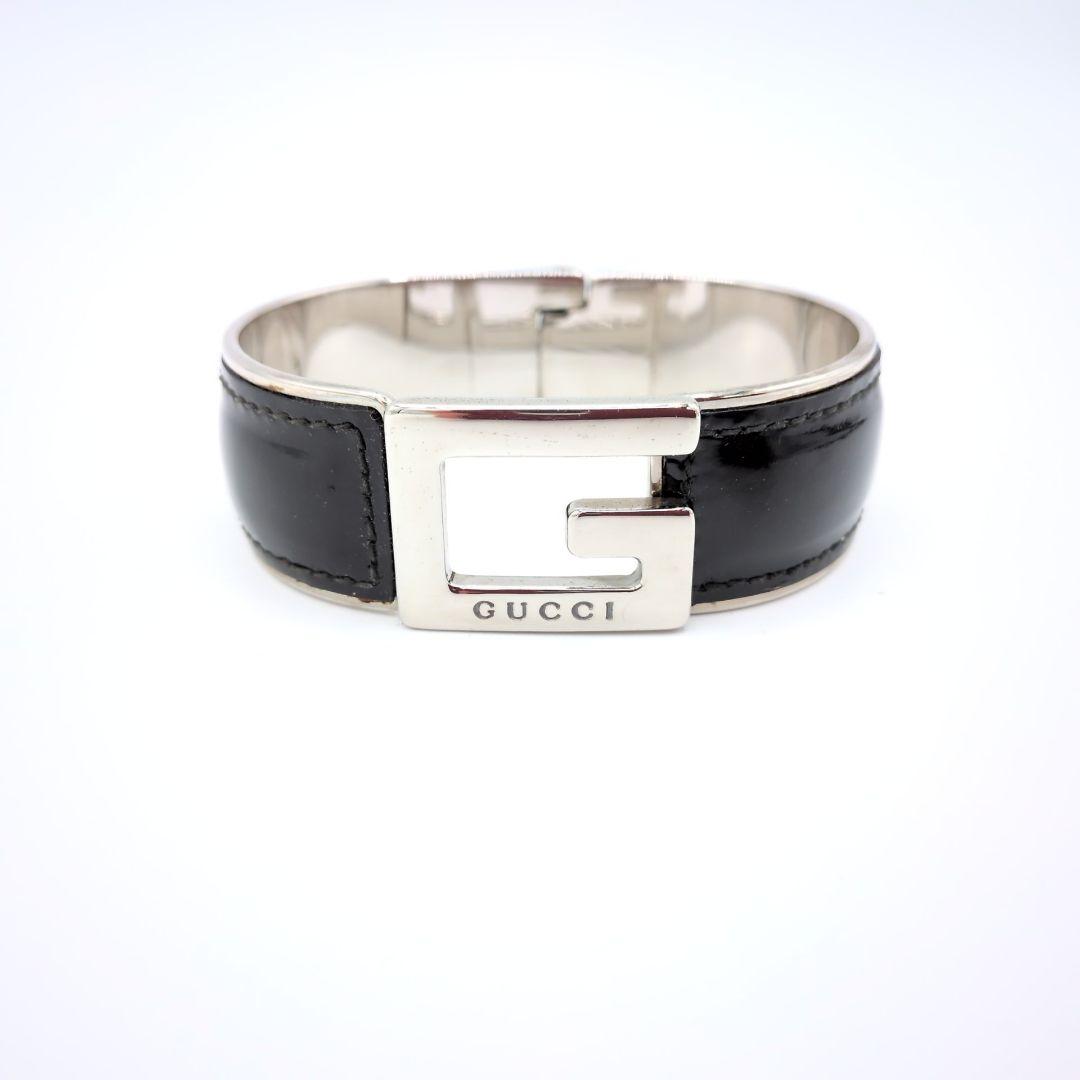 【美品】グッチ　GUCCI ブラック Gロゴ バングル　ブレスレット