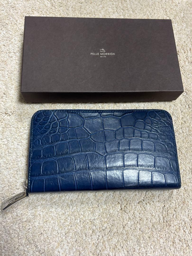 き*こ様 【微使用美品】ペッレモルビダ　クロコダイル　ラウンドファスナー長財布