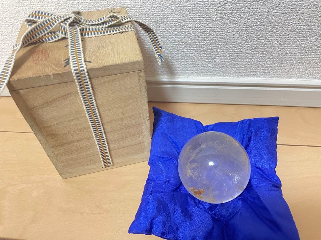 天然本水晶 丸玉 招福宝珠 高級 天然石 共箱有 桐箱 465g 落款印