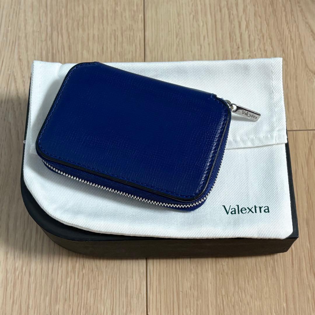 ヴァレクストラ ジップアラウンドカードフォルダー ミニウォレット ロイヤルブルー