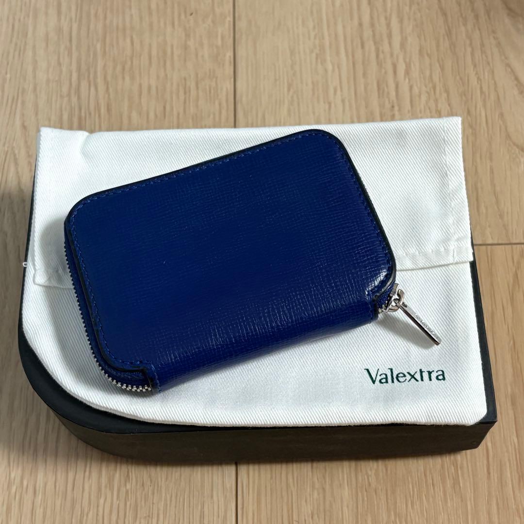 ヴァレクストラ ジップアラウンドカードフォルダー ミニウォレット ロイヤルブルー