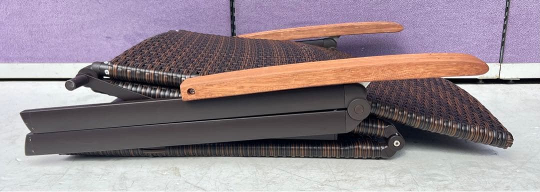 フットレスト付きのハイクラスIIデッキチェア