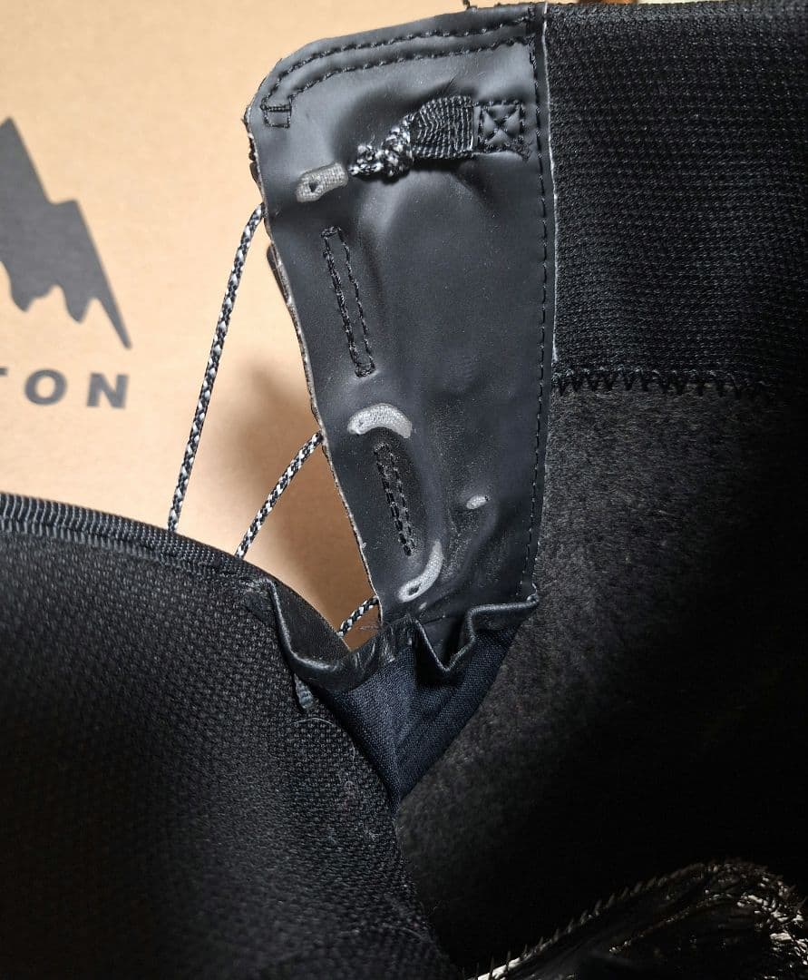 美品！BURTON　スノーボードブーツ Moto