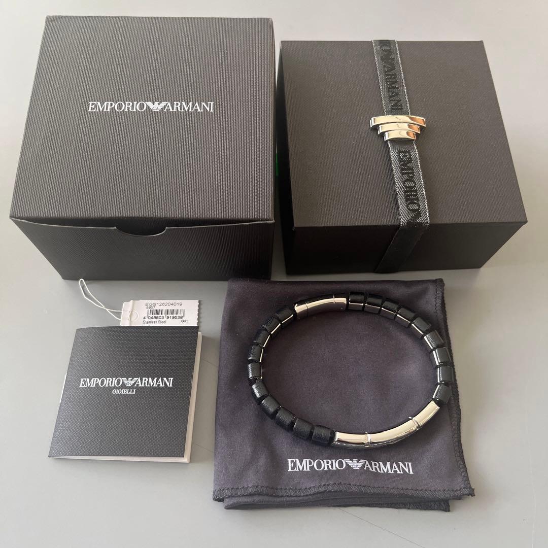 EMPORIO ARMANI ブラックブレスレット