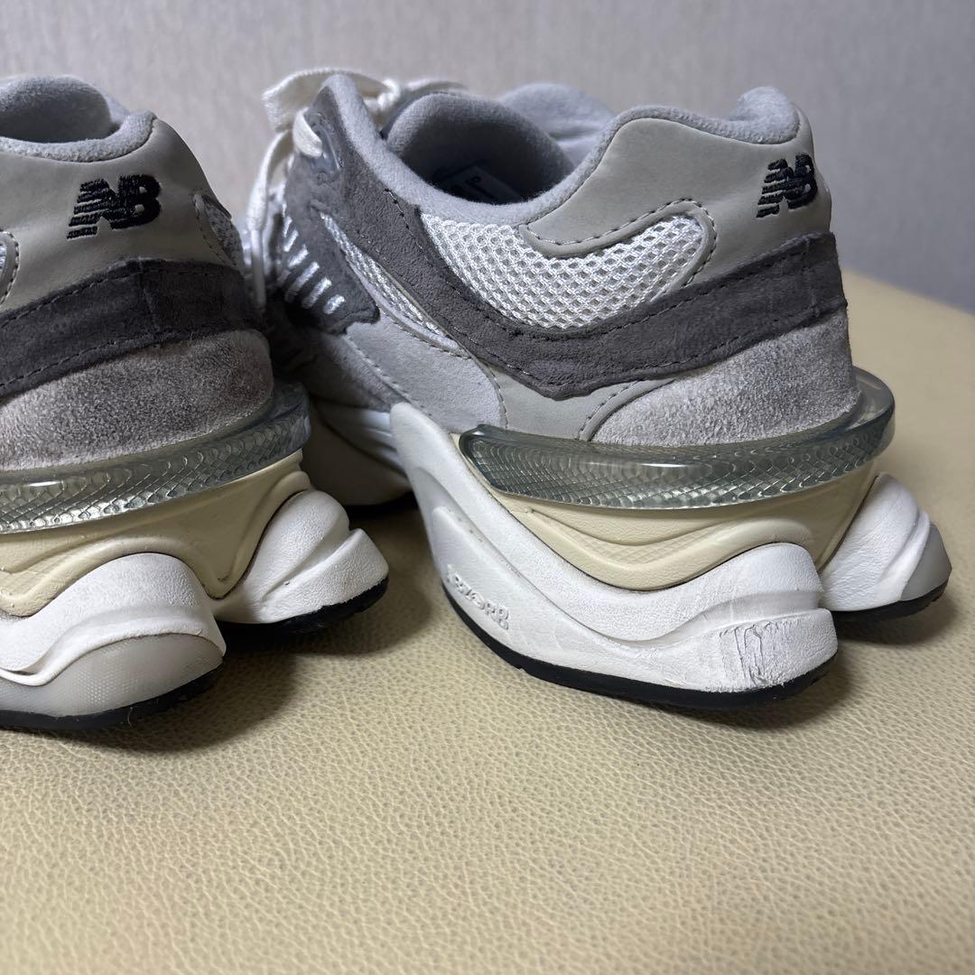 NEW BALANCE ニューバランス　9060 GRY グレー　23.5