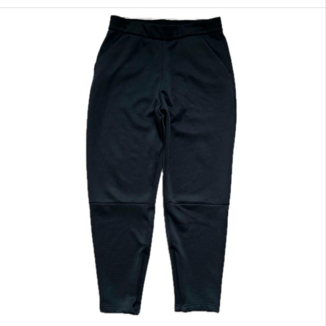 adidas Z.N.E.フーディーファストリリースパーカー テーパードパンツ