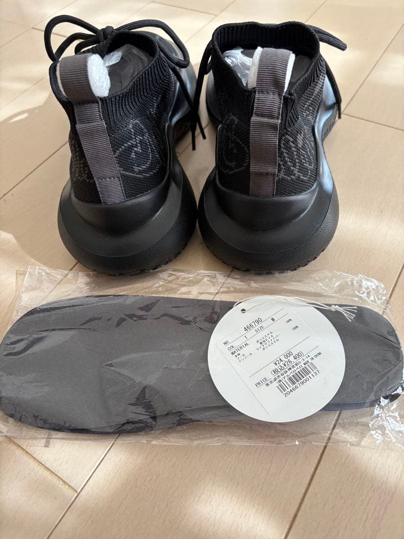 アルベロベロ　ブラックスニーカー　Mサイズ　新品