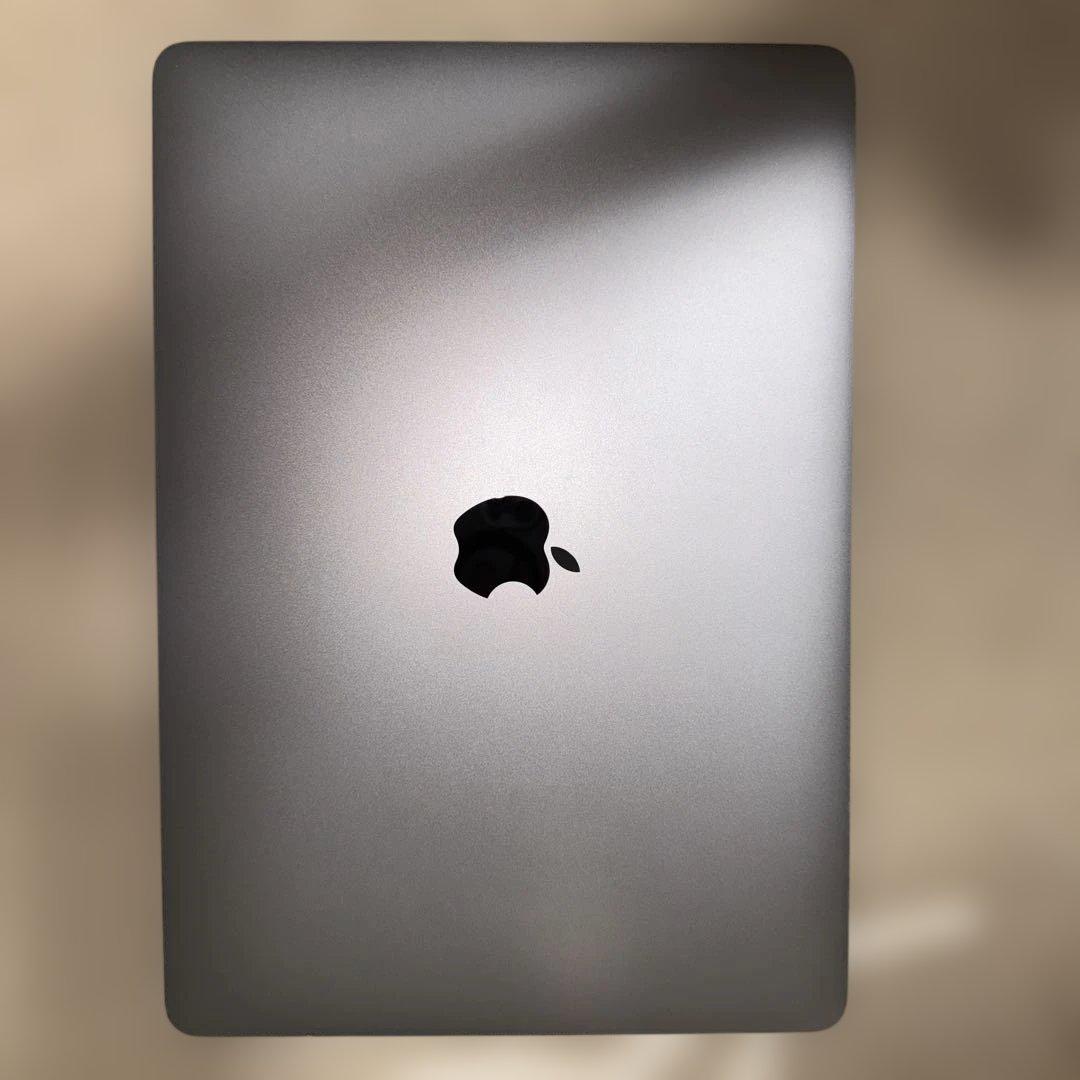 Apple MacBook Air Retina 13インチ 2018