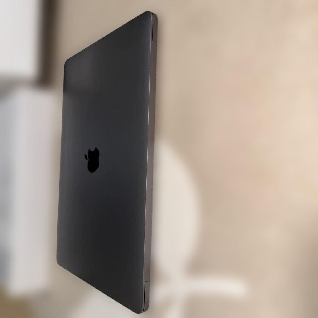 Apple MacBook Air Retina 13インチ 2018