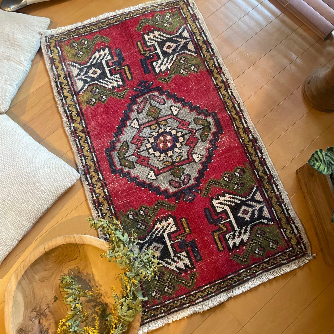 54×96 アンティークレッド　小さなメダリオン　トルコヴィンテージラグ