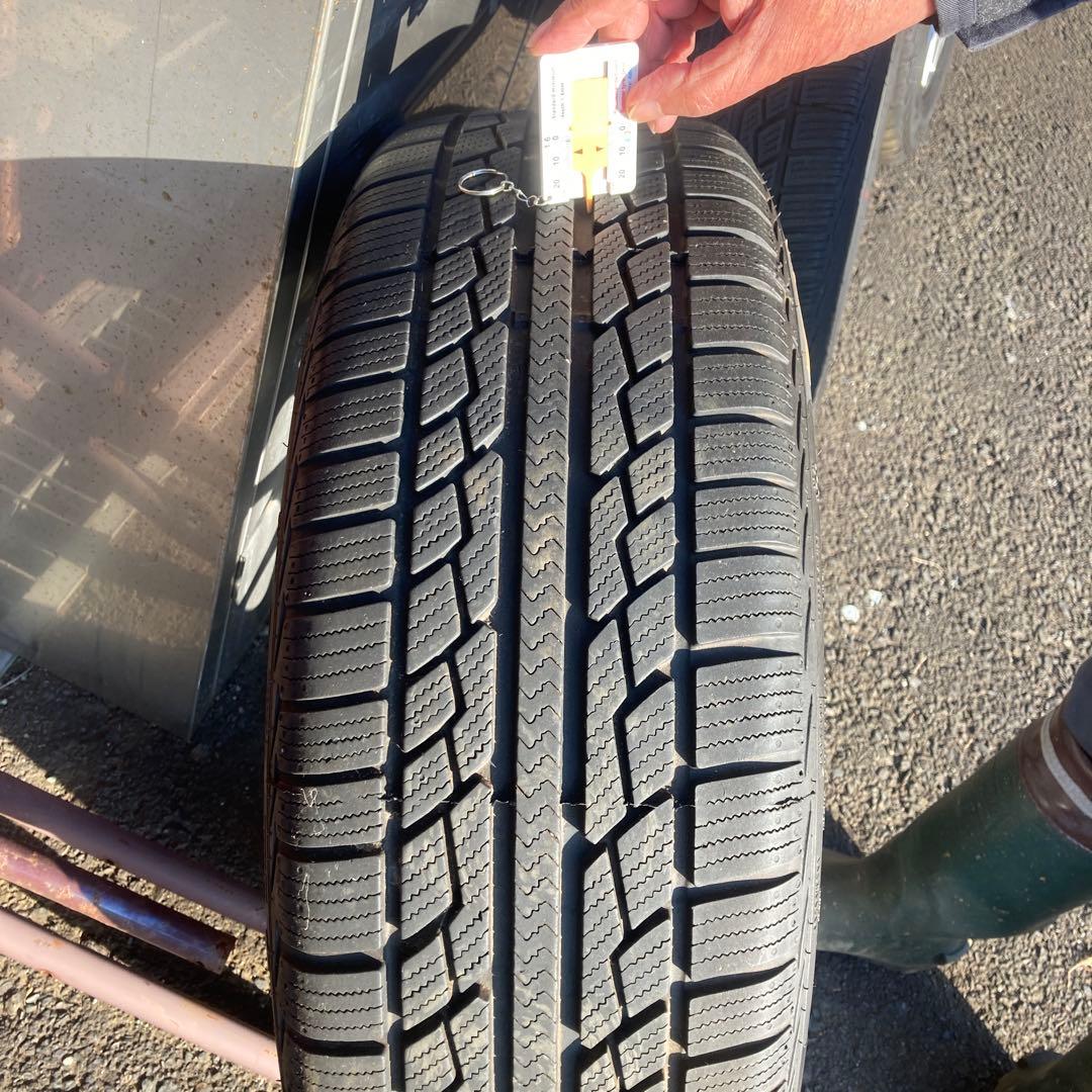 茨城発引取限定トヨタC-HRスタッドレス215-60R17 残り溝6.5〜5.0