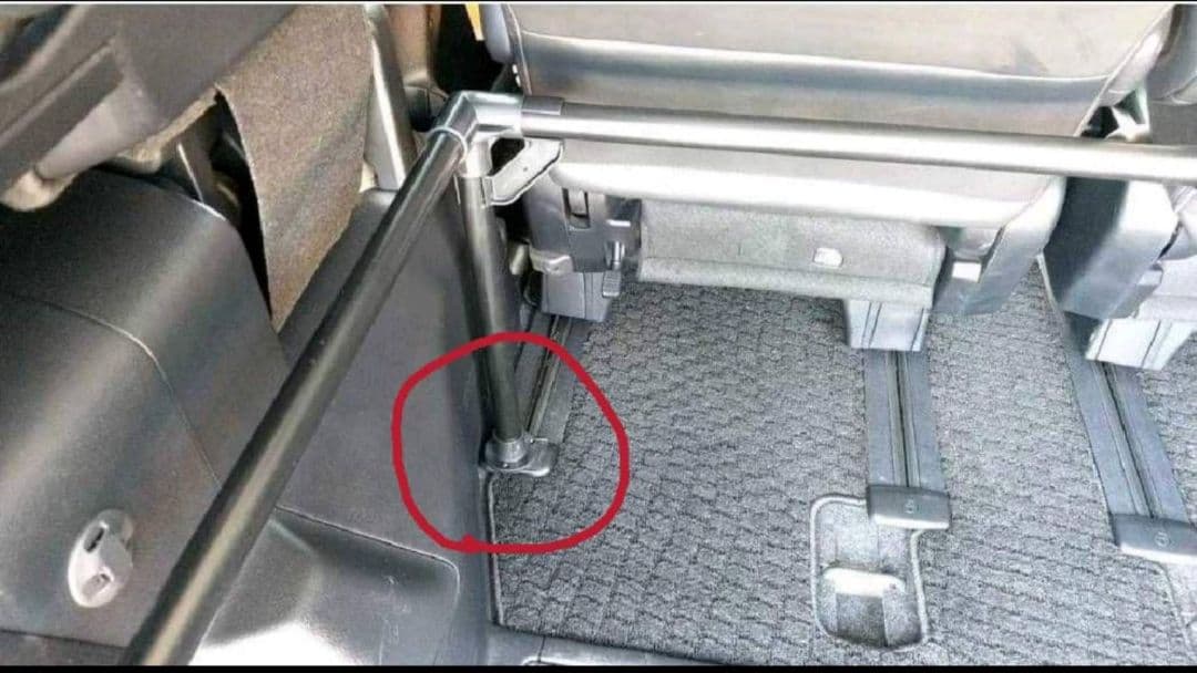 マットつき　80系　ヴォクシー、ノア、エスクァイア　収納　ベッドキット　車中泊