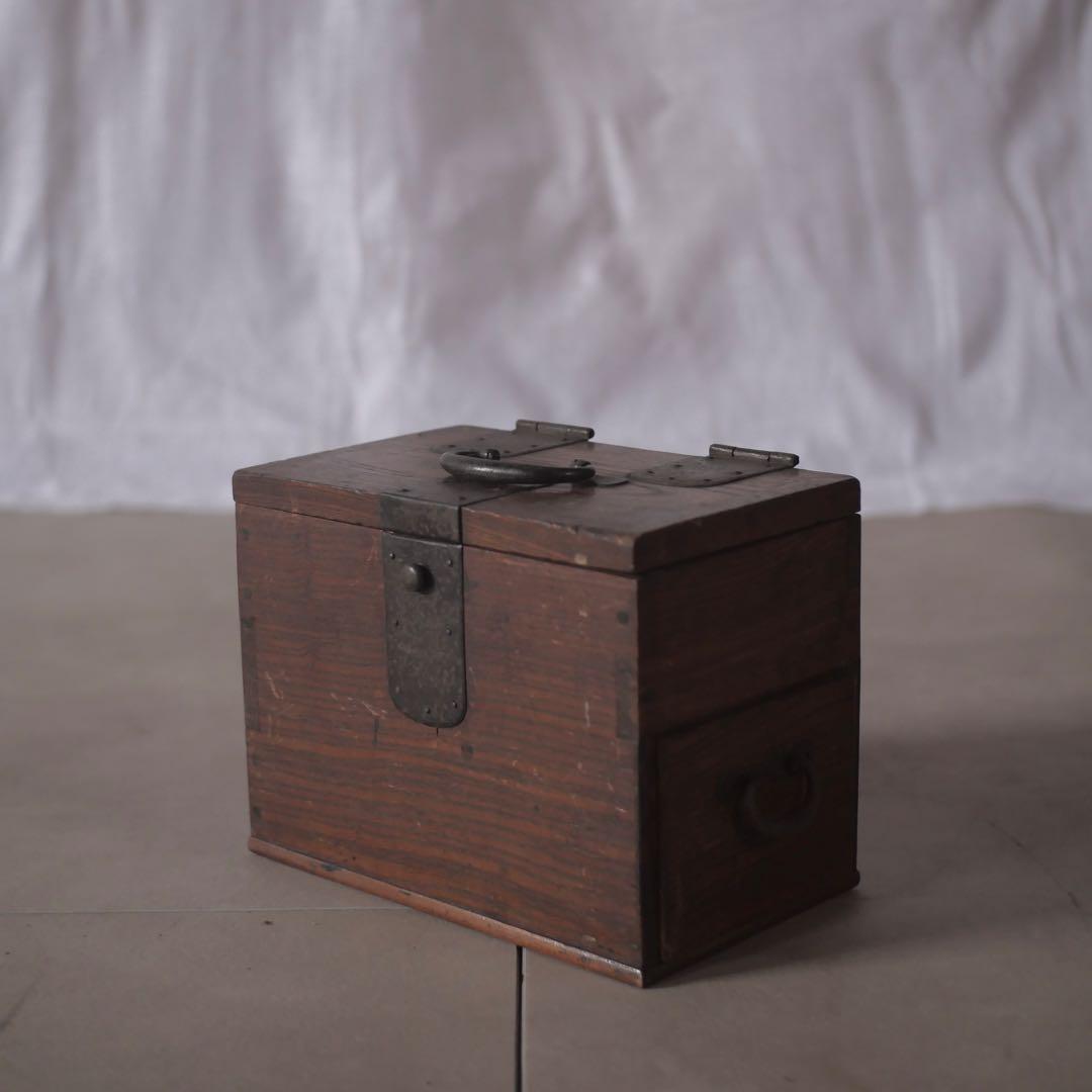 印鑑箱　木箱　小物収納　薬箱　箱　古家具　古道具　アンティーク　昭和レトロ