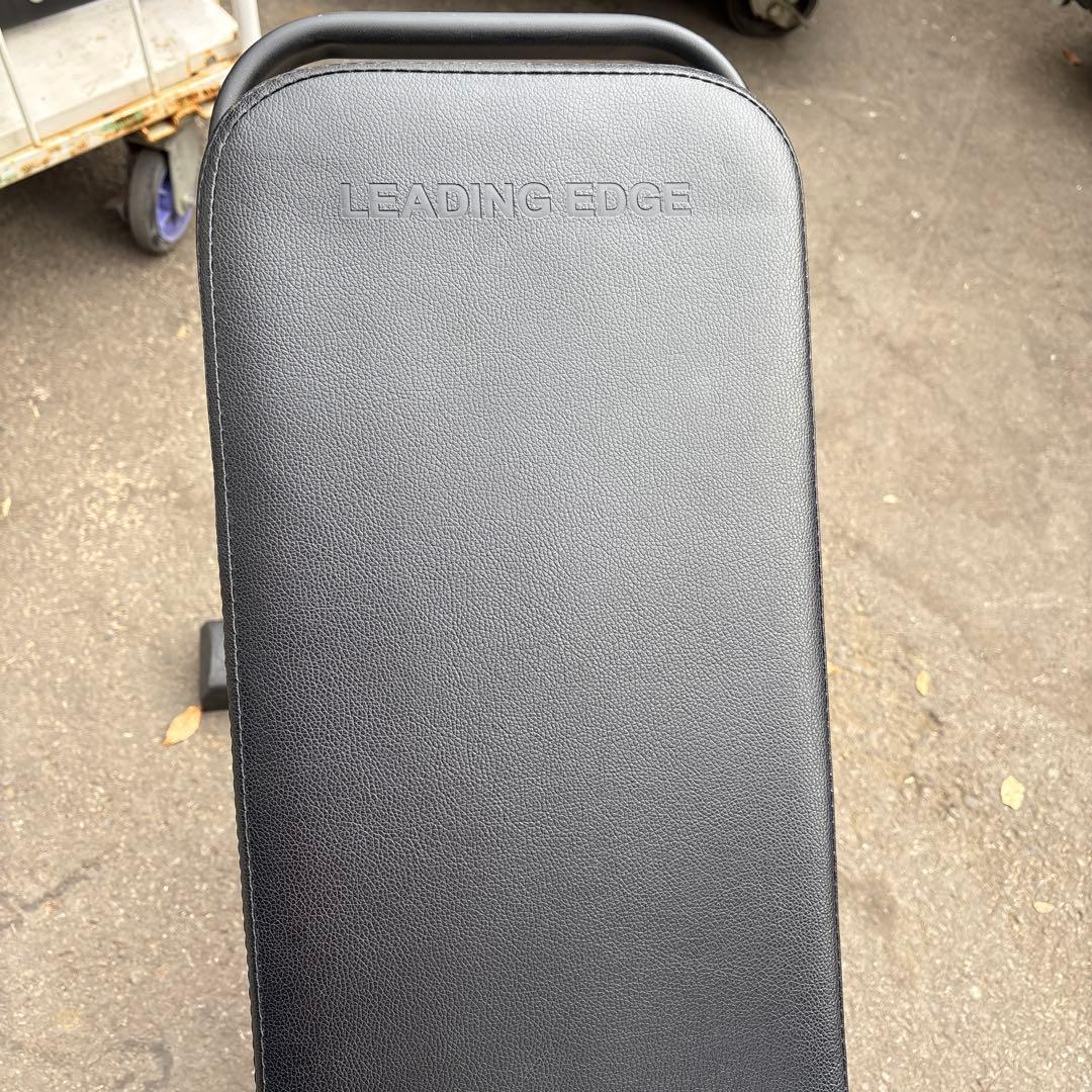 LEADING EDGE トレーニングベンチ ブラック