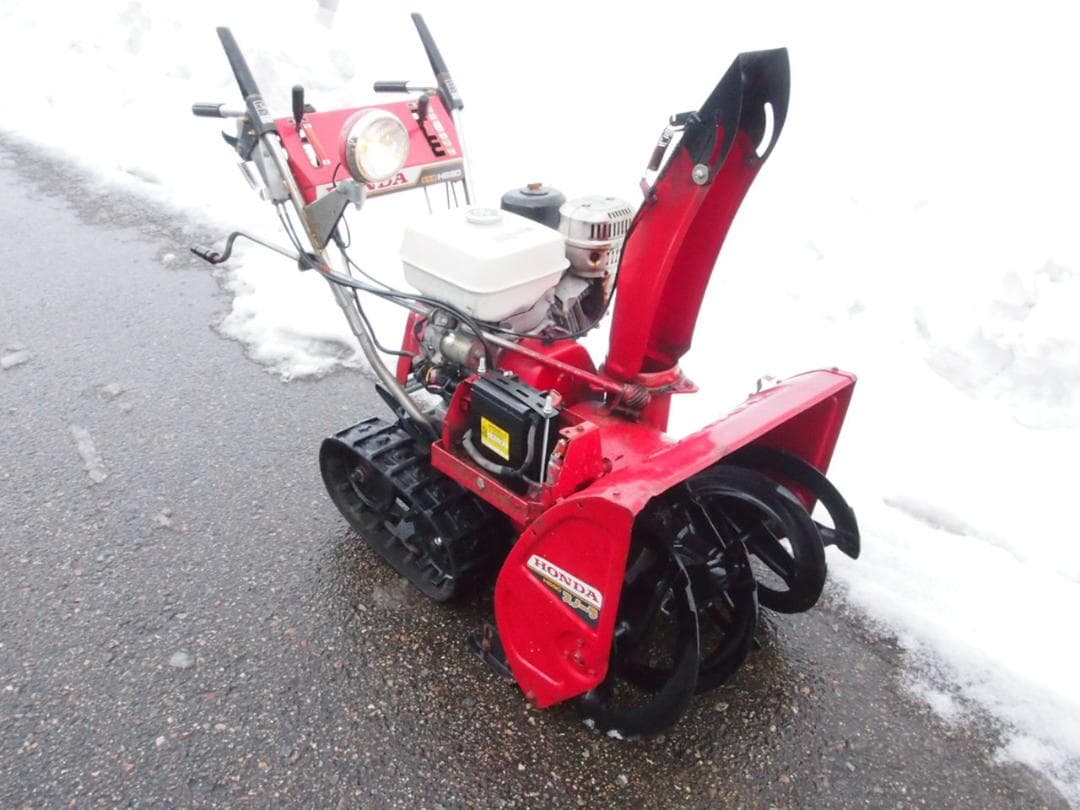 綺麗ホンダ除雪機ＨＳ８０雪飛びます！！HONDAバッテリー新品実動富山、石川金沢
