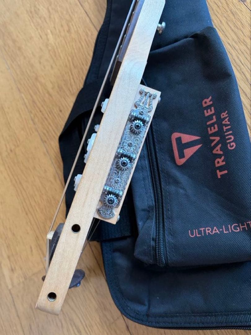 TRAVELER GUITAR Ultra-Light Nylon￼