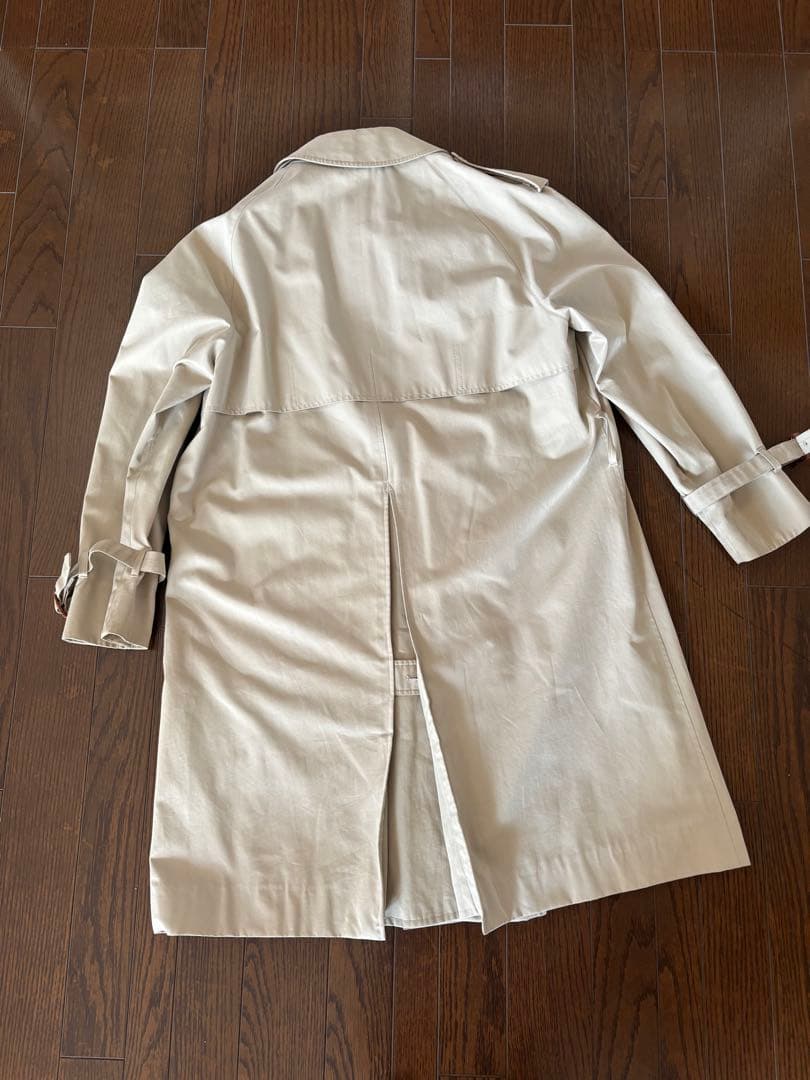 Aquascutum オフホワイト サイズ38 ライナー欠品　着丈リフォーム済み