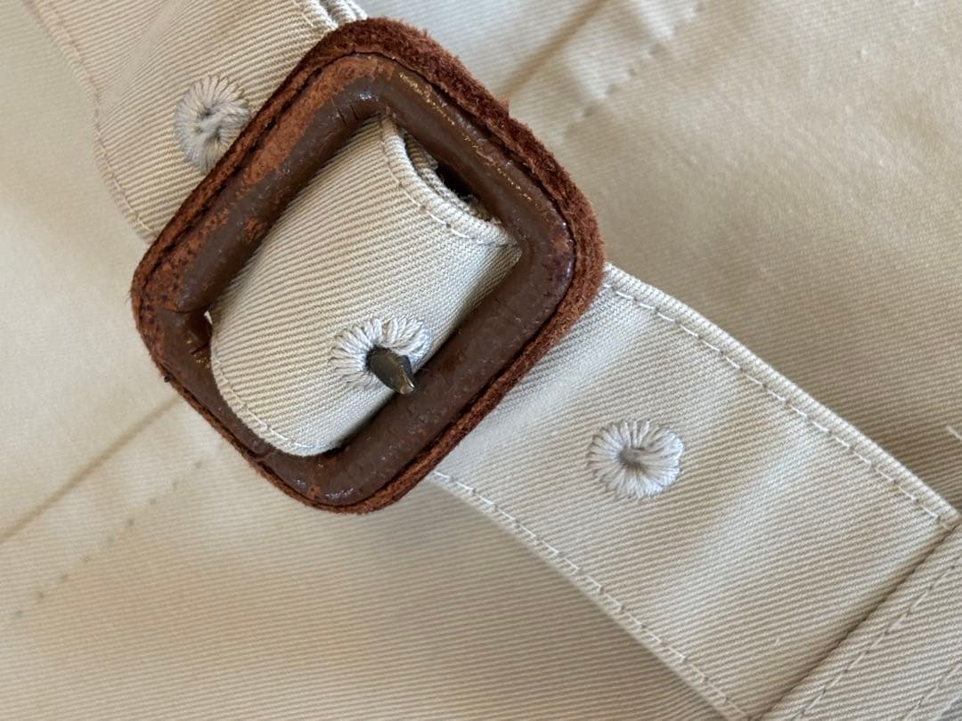 Aquascutum オフホワイト サイズ38 ライナー欠品　着丈リフォーム済み