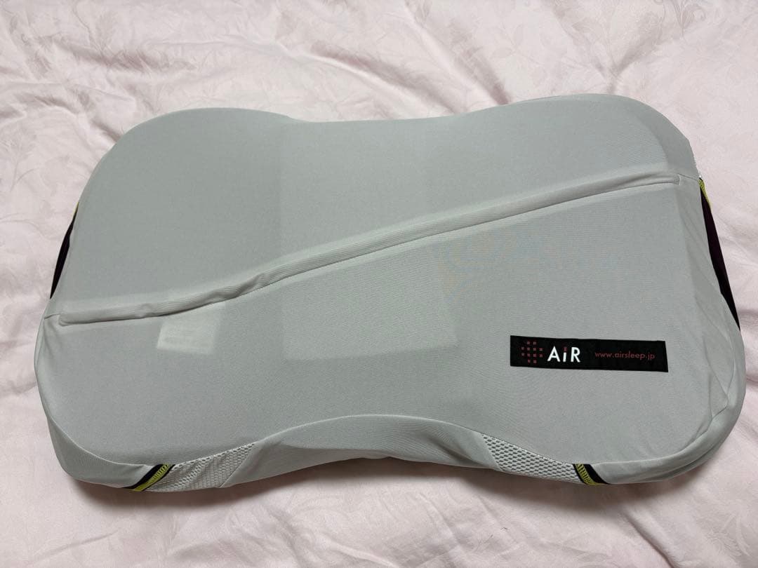 【値下げ・美品】西川 エアー 4D ピロー 枕 ロータイプ