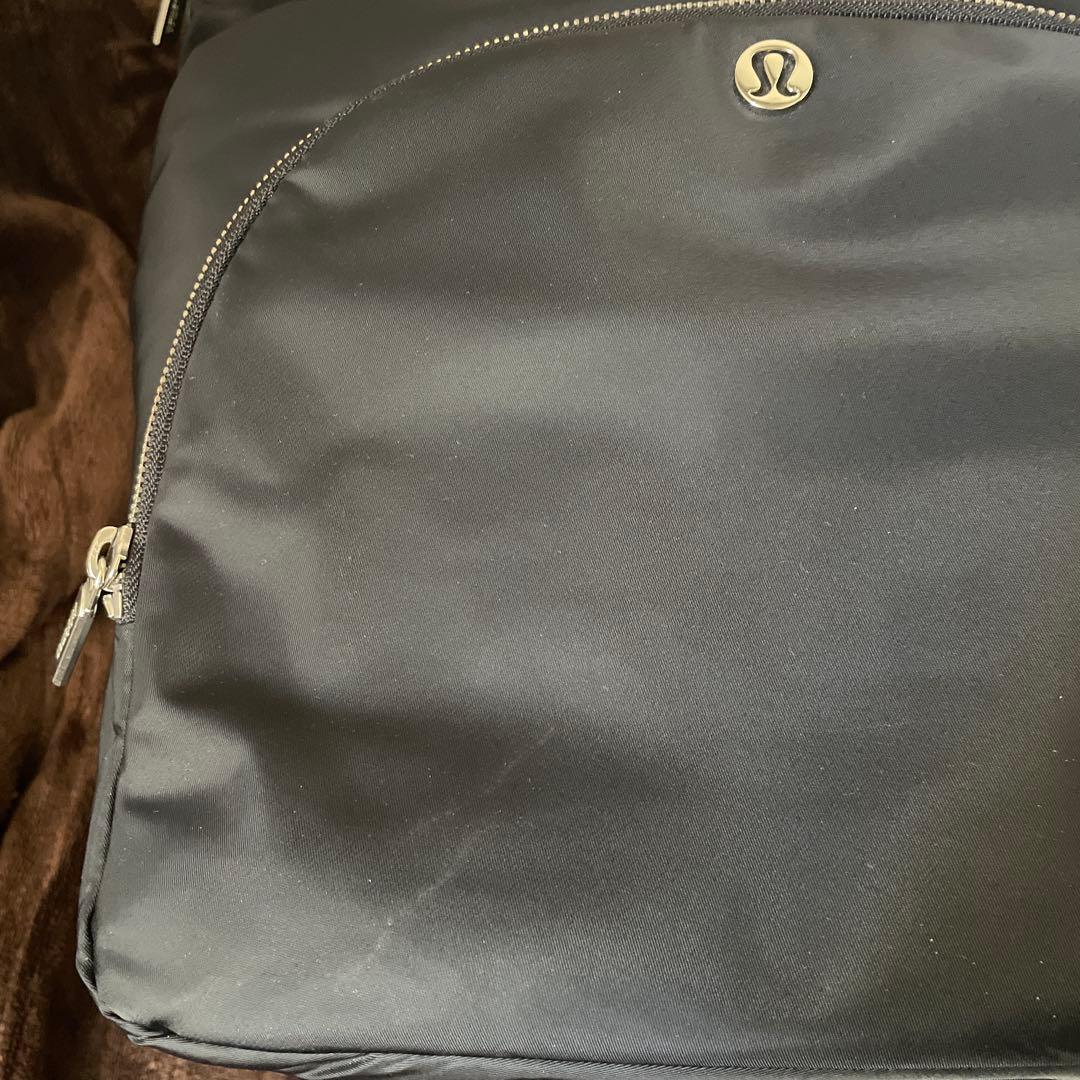 美品！Lululemon 黒 ペアレントバックパック(マザーズバッグ)