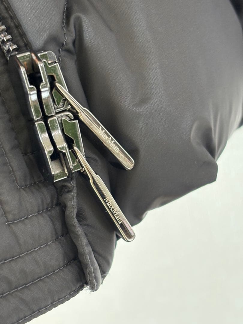 美品✳︎MaxMara THE CUBE テクニカルキルティング ロングジレ