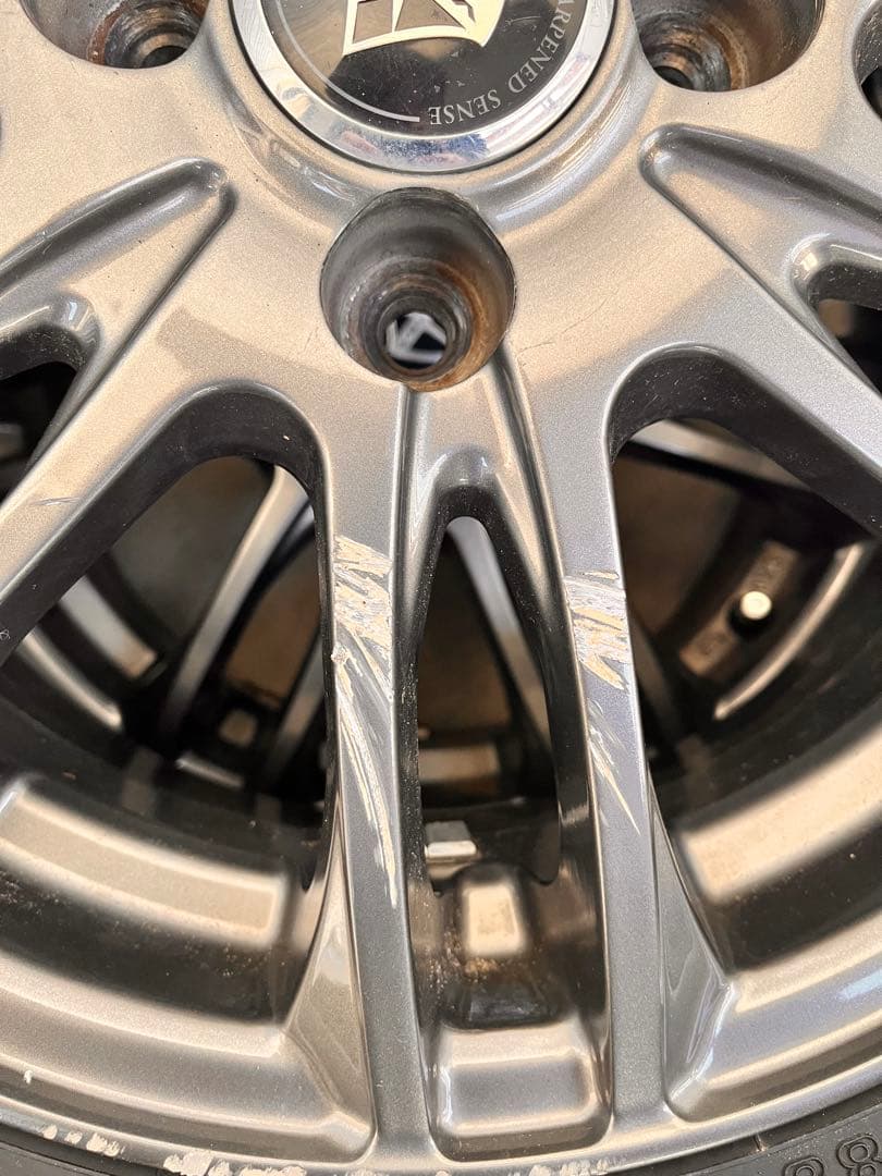 #01【バリ溝有り】ダンロップ　スタッドレスタイヤ4本セット　WM03