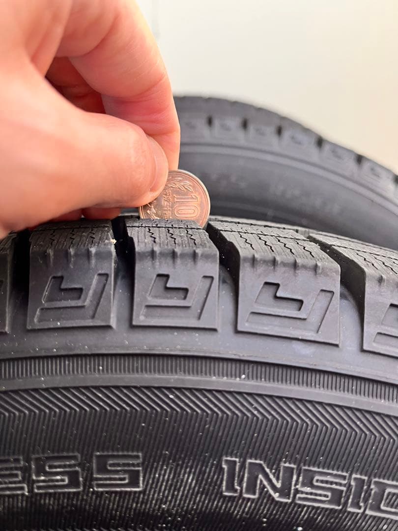 #01【バリ溝有り】ダンロップ　スタッドレスタイヤ4本セット　WM03