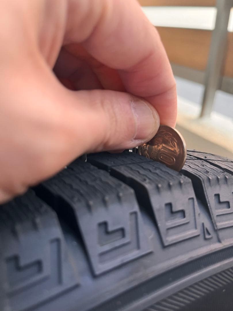 #01【バリ溝有り】ダンロップ　スタッドレスタイヤ4本セット　WM03