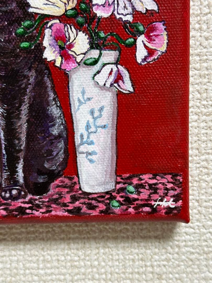 赤い部屋のクロネコ