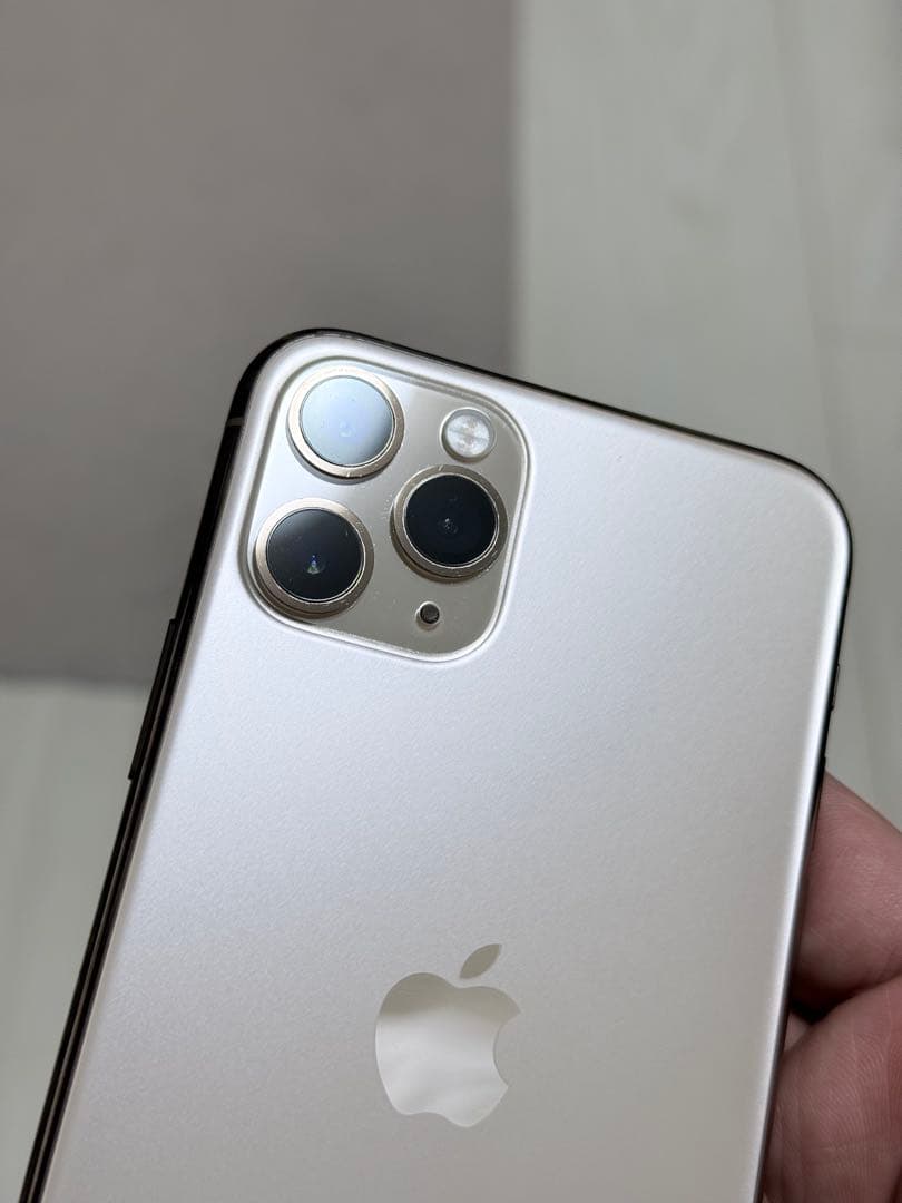 iPhone 11 Pro 256GB シルバー（SIMフリー）本体のみ