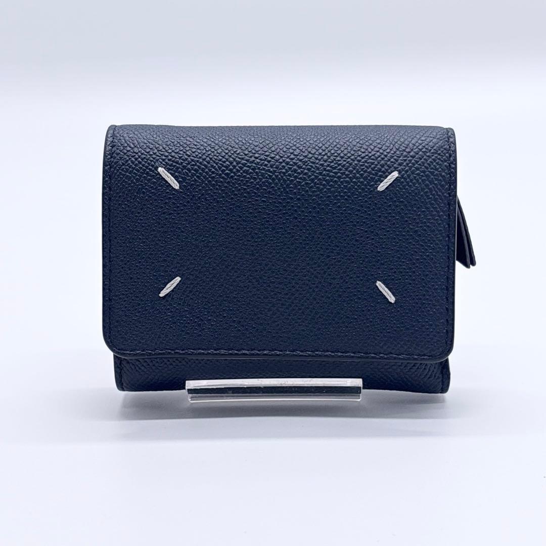未使用に近い✨ メゾンマルジェラ　三つ折り財布 ネイビー 紺色 4ステッチ