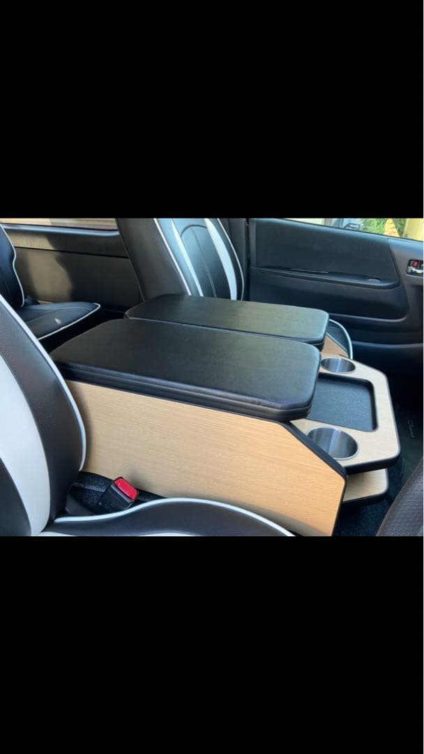 ユウページ① 200系 ハイエース ワイド コンソール