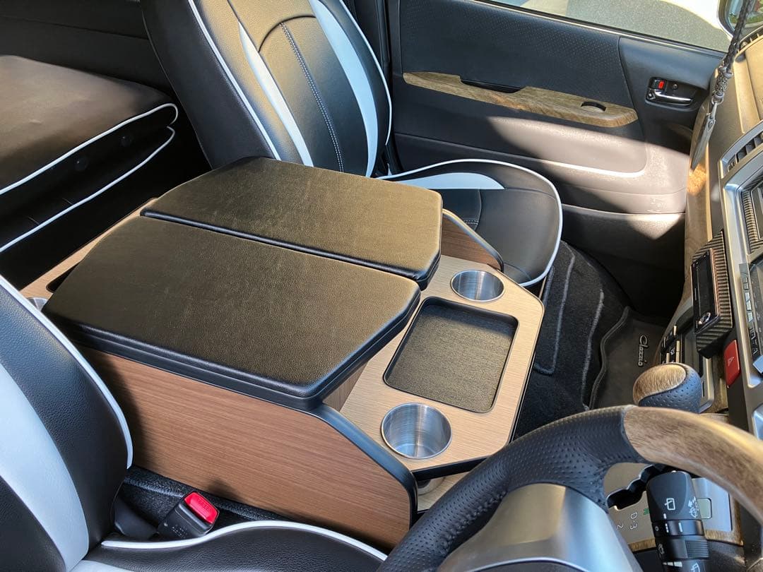 ユウページ① 200系 ハイエース ワイド コンソール