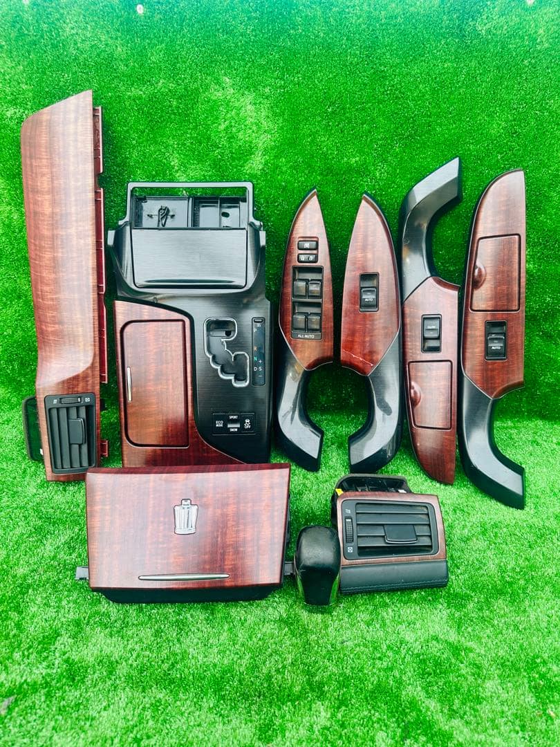 クラウン200系GRS200/GRS202/GRS204 後期型インテリアパネル