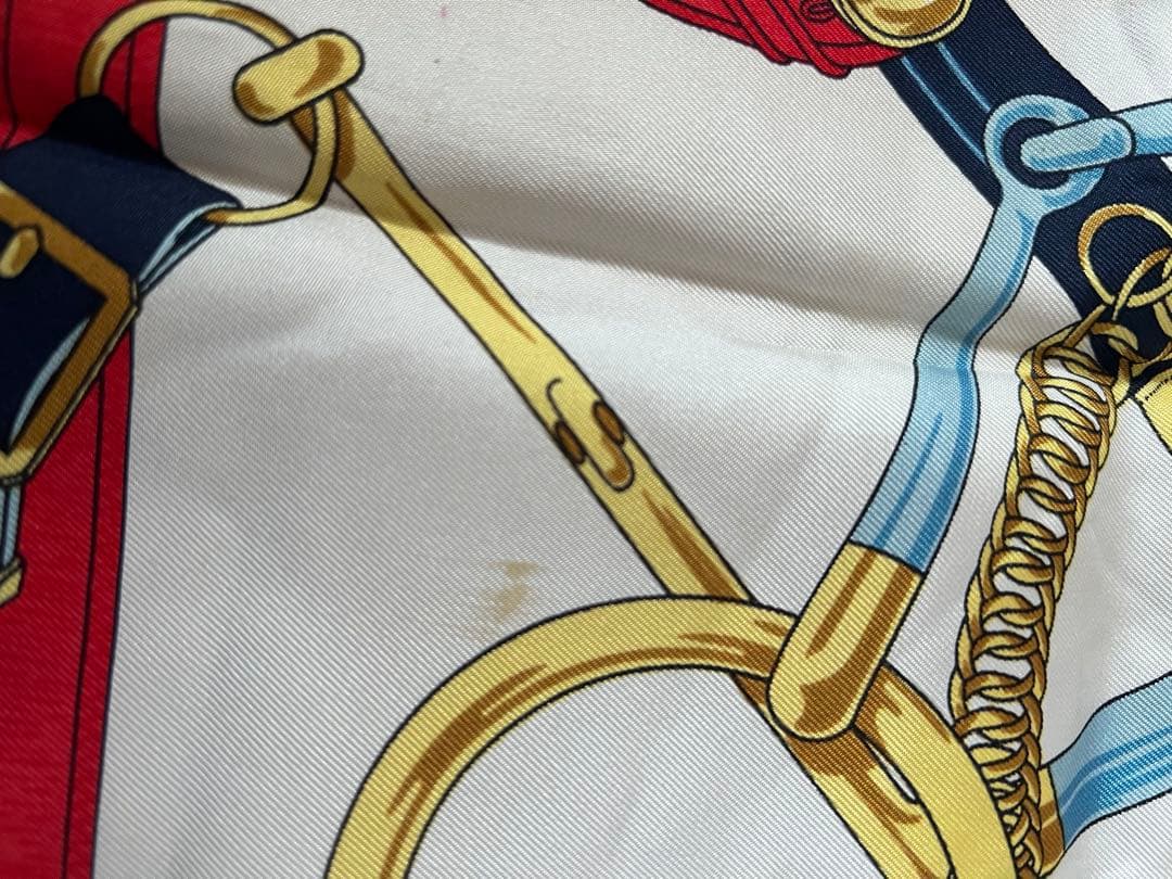 今日だけ最終値下げ　エルメス HERMES シルクスカーフ カレ90 黄金の拍車