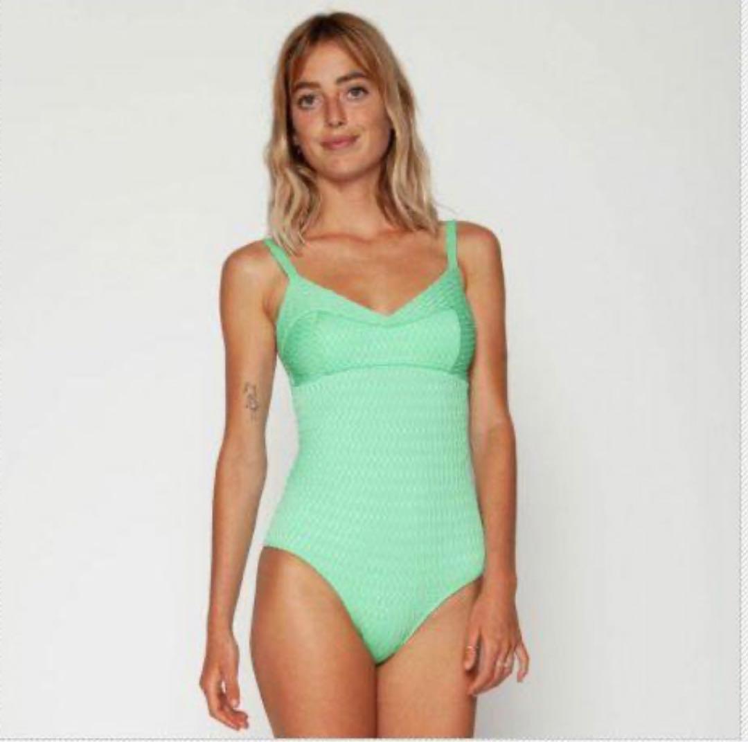 SEEA GINGER ワンピース　水着　新品未使用タグ付き