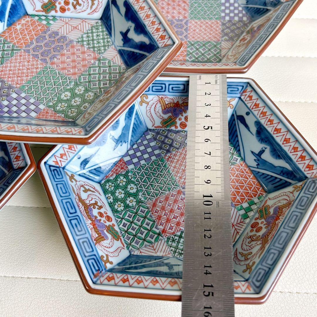 波佐見焼　林九郎窯　染錦地紋山水　六角和皿揃　5枚セット　金彩古伊万里　色絵中皿