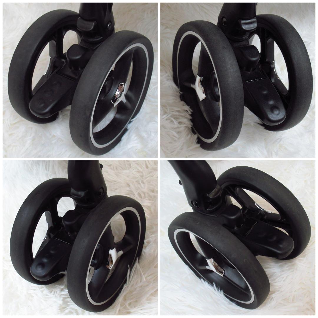 【美品】アップリカ ラクーナ クッション フリープラス 2022年 ベビーカー