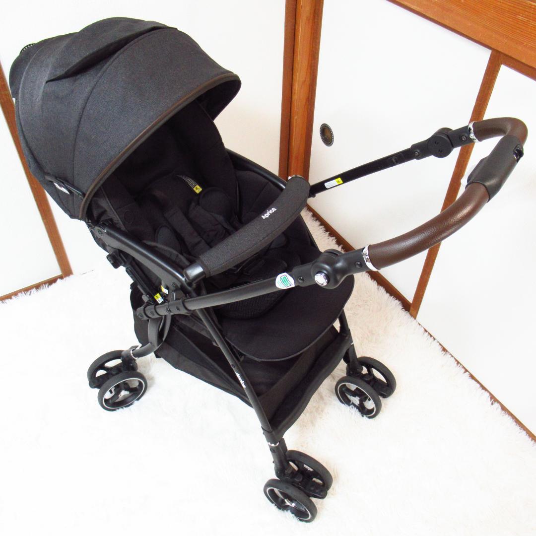 【美品】アップリカ ラクーナ クッション フリープラス 2022年 ベビーカー