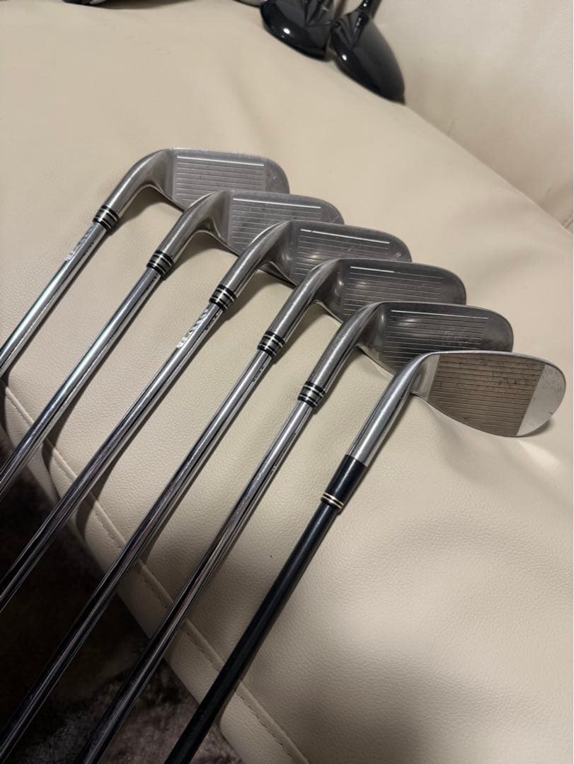 【送料込み】ゼクシオ10 XXIO ゴルフセット　メンズ　キャディバッグ