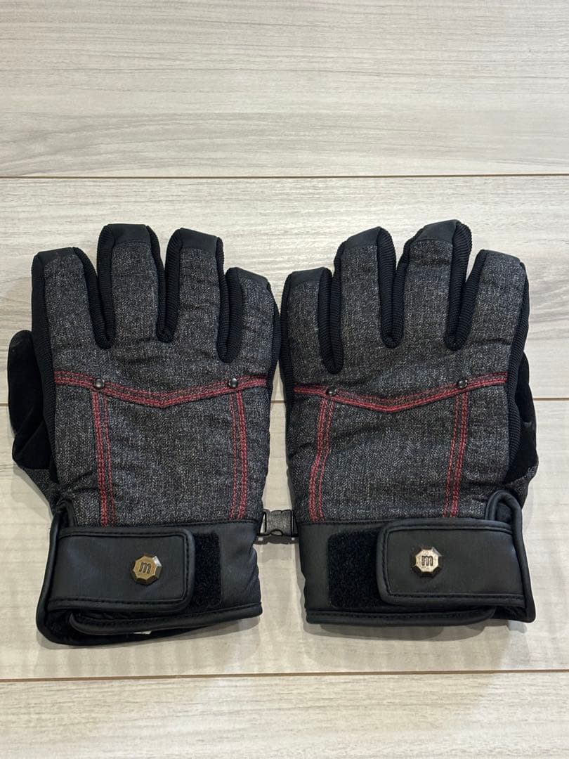 adidas スノボウェア