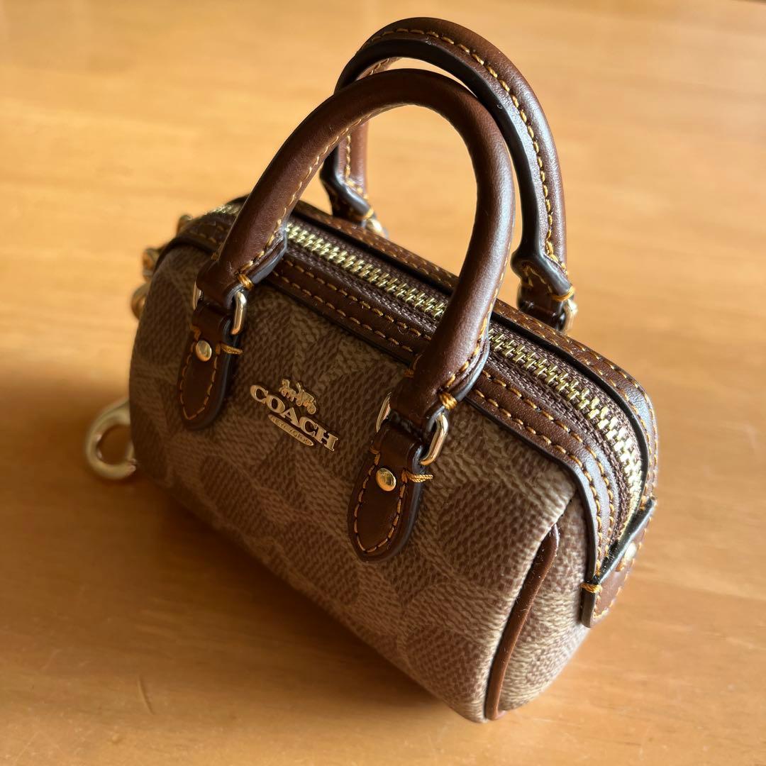 COACH ミニバッグ型キーホルダー ブラウン
