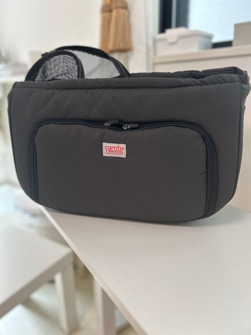 BITE MEキャリーバッグ 韓国　バイトミー　comfyravioli