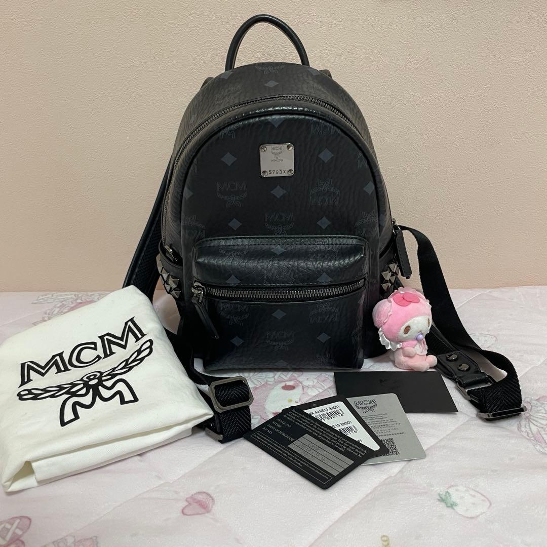 美品♡MCM スタッズ リュック 黒 mini
