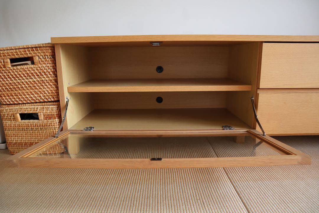 無印良品　テレビ台 ガラス扉付き