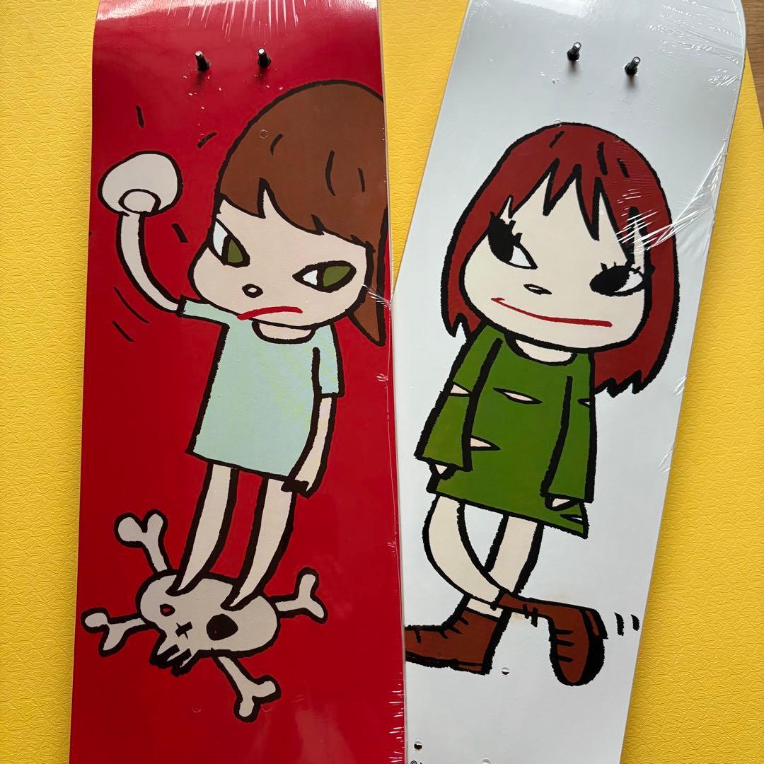 奈良美智　MoMA スケートボード　赤白2枚セット　付属カード・金具・元箱あり