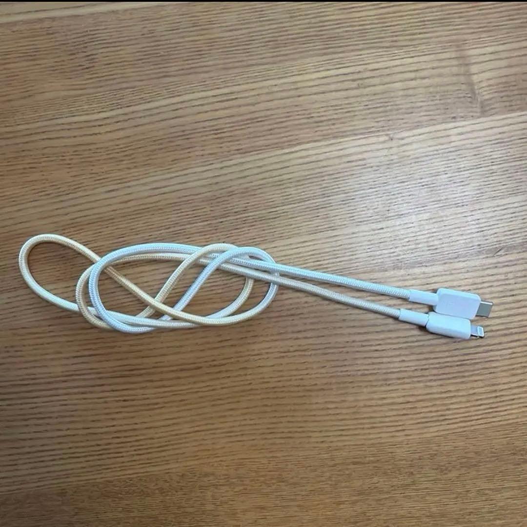 iPhone13 本体　スターライト　128gb