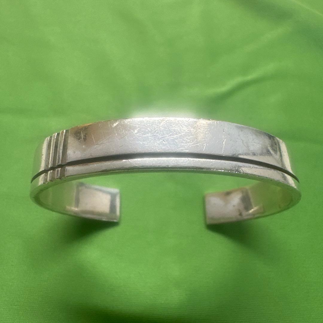 Burberry シルバー925バングル 2本ライン デザイン（中古品）